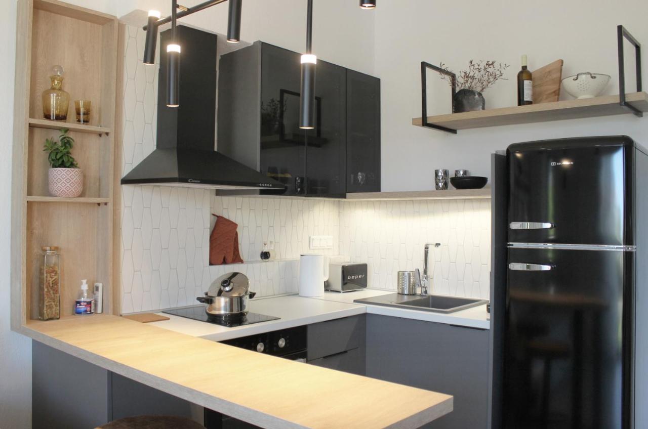 Aella Apartments Nikiti  Exterior photo